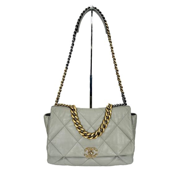 Chanel 19 Goatskin Quilted Medium Flap Purse Grey Tri-Color Chain Full Set & Box - Picture 2 of 15